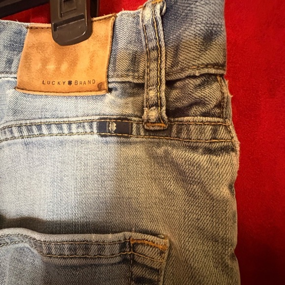 Lucky Brand Men's Denim Jeans in Light Blue - Picture 8 of 12